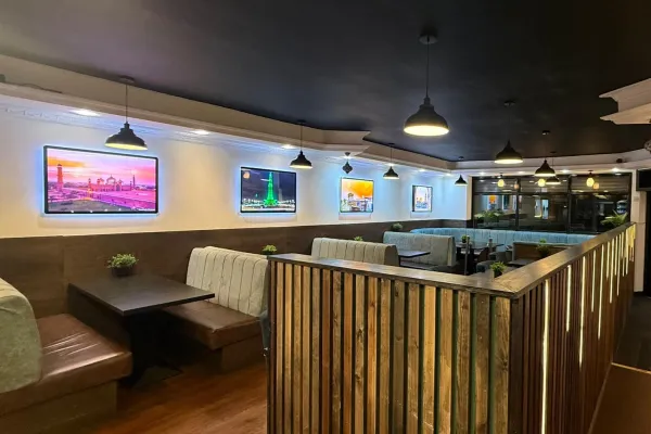 Lahori Kebabish halal restaurant in Stoke-on-Trent