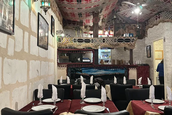 Le Byblos halal restaurant in Tours