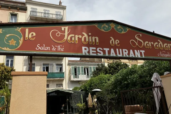 Le Jardin de Saradam halal restaurant in Hyères
