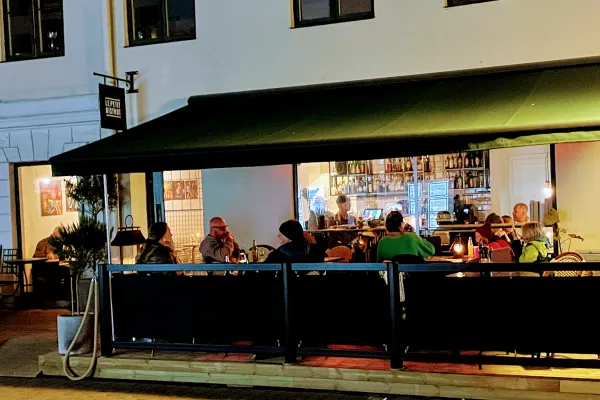 Le petit bistrot halal restaurant in Ystad