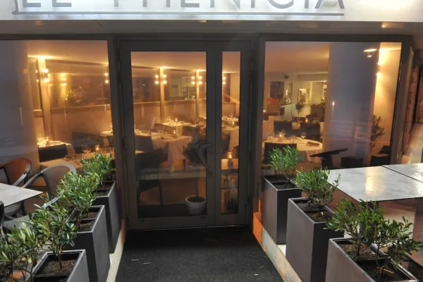 Le Phenicia halal restaurant in Antibes