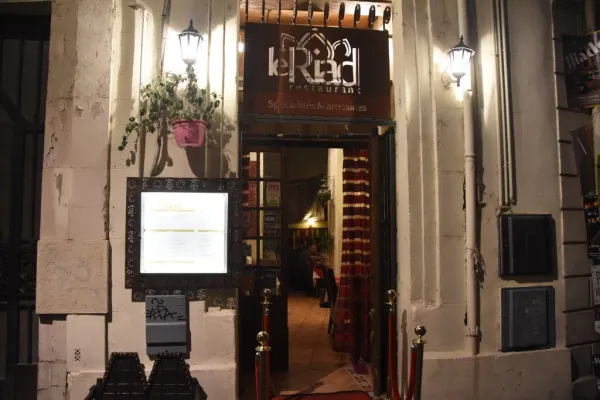 Le Riad halal restaurant in Avignon