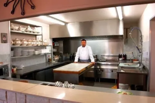 Le thé à la menthe halal restaurant in Huy