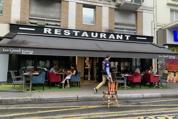 Les Grands Enfants halal restaurant in Paris