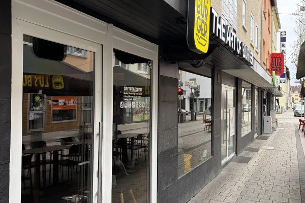 LU'S BURGER halal restaurant in Hanau