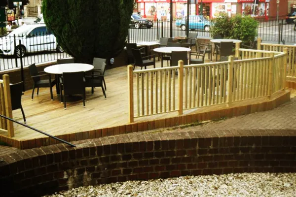 Meze Bar & Grill halal restaurant in Kingston upon Hull