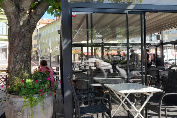 Möljens Café & Grill halal restaurant in Hudiksvall