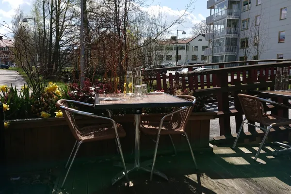 Momenti Liberi AB halal restaurant in Alingsås