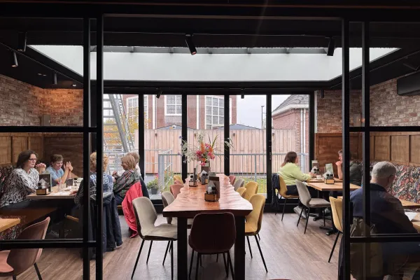 Monsieur Paul halal restaurant in Maassluis