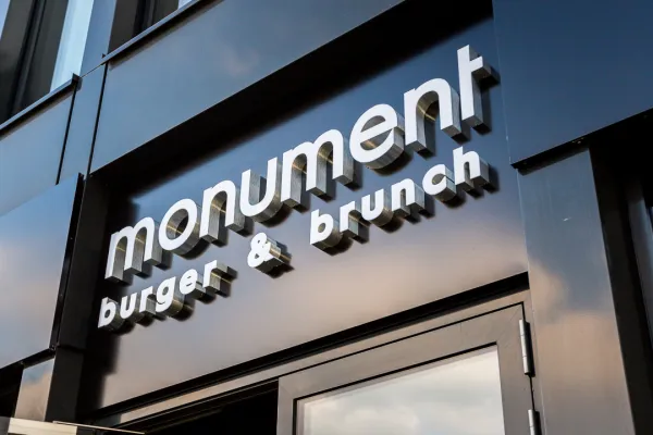 MONUMENT - Burger & Brunch halal restaurant in Leverkusen