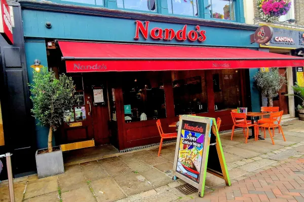 Nando's Canterbury halal restaurant in Canterbury