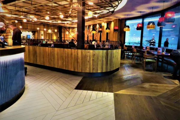 Nando's Eastbourne halal restaurant in Eastbourne