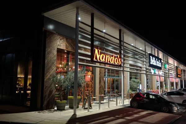 Nando's Mansfield halal restaurant in Mansfield