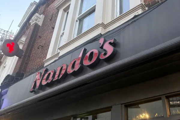 Nando's Woking halal restaurant in Woking