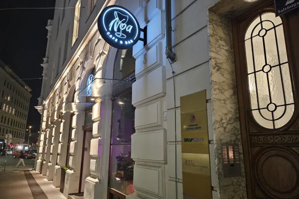 NOA - Restaurant & Bar halal restaurant in Wien