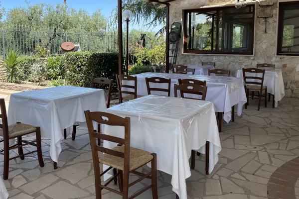 OSTERIA DEI MASSARI halal restaurant in Montegrosso