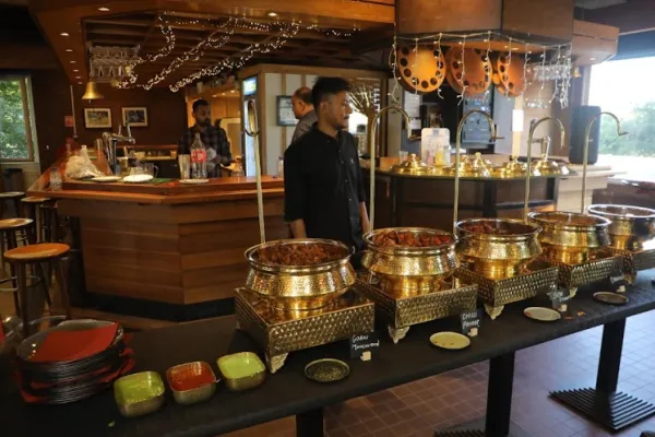 Pakwaan Indian restaurant & street food 🇮🇳 halal restaurant in Amstelveen