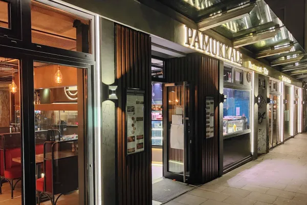 Pamukkale Köz Schanze halal restaurant in Hamburg