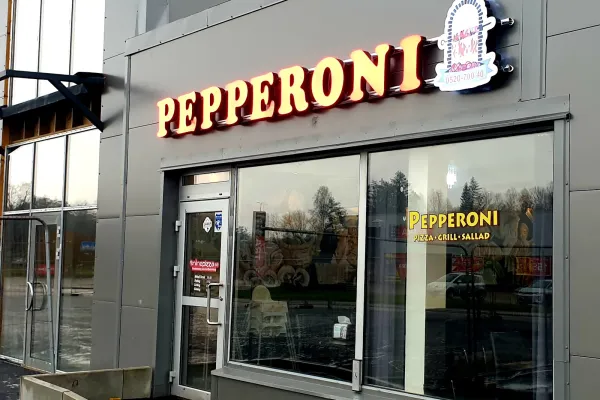 Pepperoni Kolgrill halal restaurant in Trollhättan