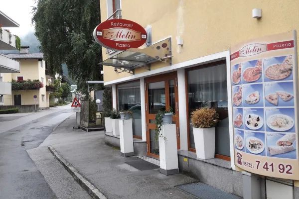Pizzeria Metini halal restaurant in Wörgl