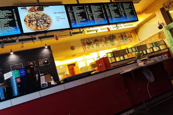Pizzeria Midnattshörnan halal restaurant in Kiruna