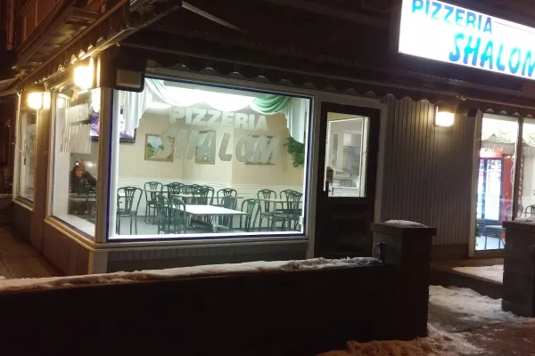 Pizzeria Shalom halal restaurant in Arvika