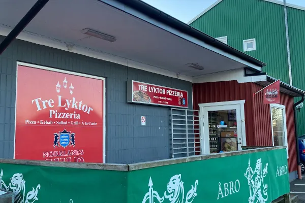 Pizzeria Tre Lyktor halal restaurant in Motala