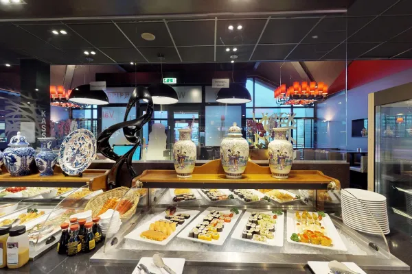 Plaza6 halal restaurant in Emmeloord