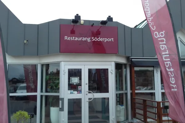 Restaurang & Café Söderport halal restaurant in Värnamo