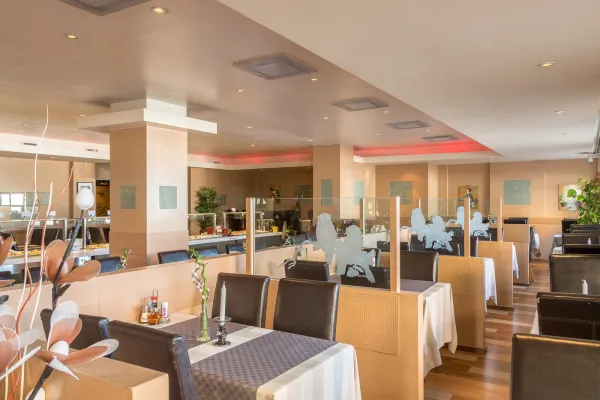 Restaurang Golden Crown halal restaurant in Ludvika