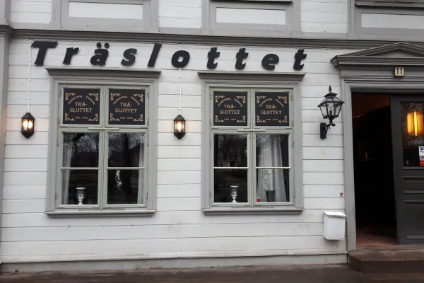Restaurang Träslottet halal restaurant in Kristinehamn