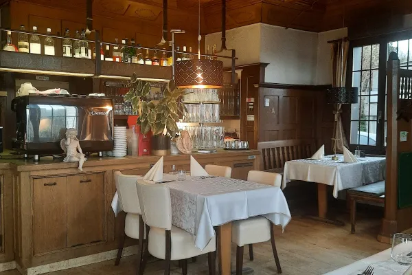 Restaurant Freudenberg halal restaurant in Oberuzwil