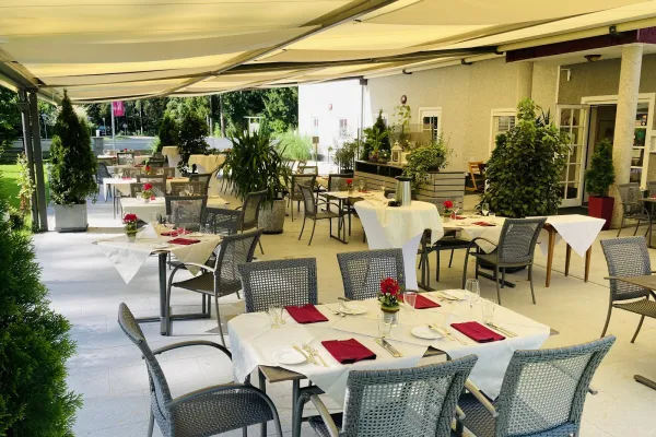 Restaurant & Hotel Waldesruh halal restaurant in Ohlsdorf