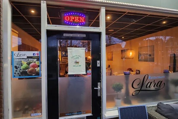Restaurant Lara halal restaurant in Lunteren