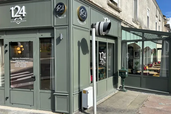 Restaurant Le 124 halal restaurant in Cholet