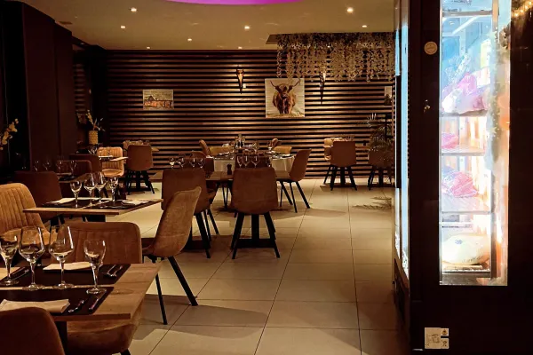 Restaurant Manzo meat halal restaurant in Zaventem