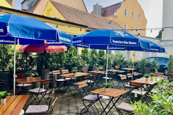 Restaurant Noon Mirch halal restaurant in Augsburg
