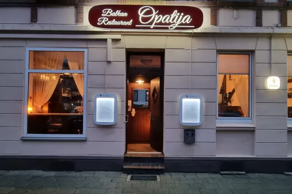 Restaurant Opatija halal restaurant in Neumünster