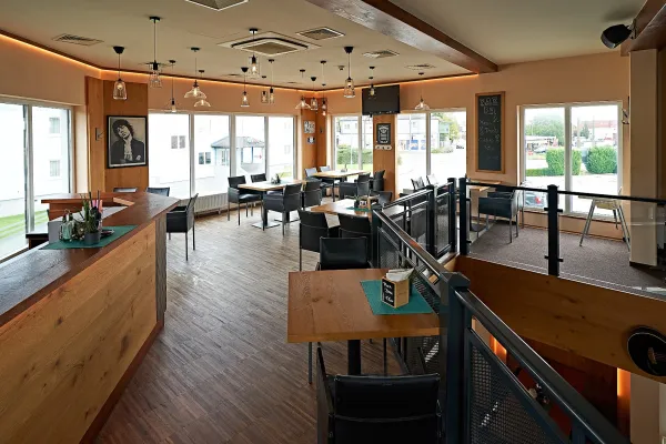 Rock N Roll | Bar BQ | Musicbar halal restaurant in Guntramsdorf