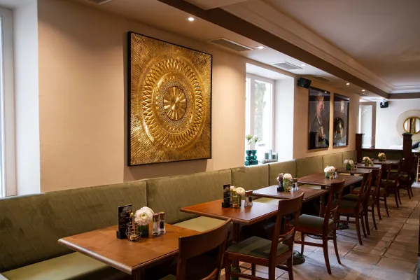 Roseneck Hall halal restaurant in Hall in Tirol
