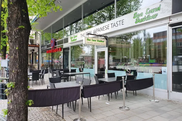 Sea Land Sushibar halal restaurant in Skellefteå