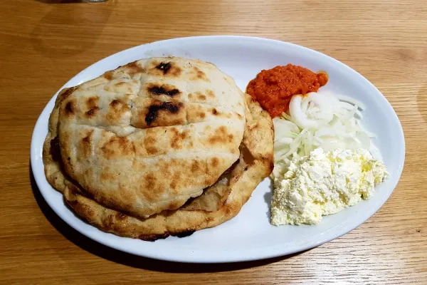 Semurg Pizzeria halal restaurant in Kumla