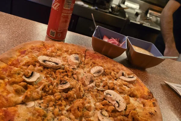 Shoarma babylon halal restaurant in Purmerend
