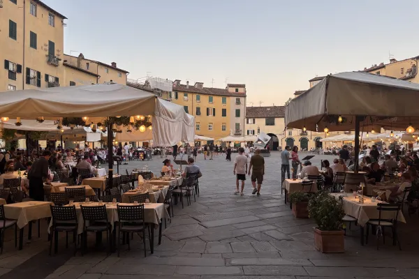 Sottosotto halal restaurant in Lucca
