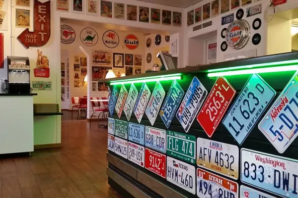 Suzie Q's Burgers & Beers halal restaurant in Boden