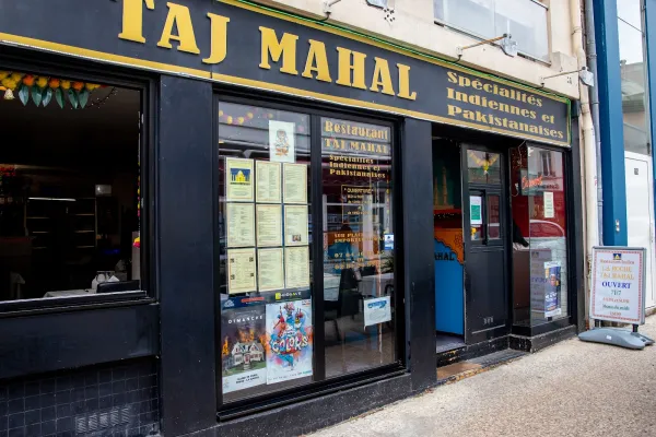 Taj Mahal halal restaurant in La Roche-sur-Yon