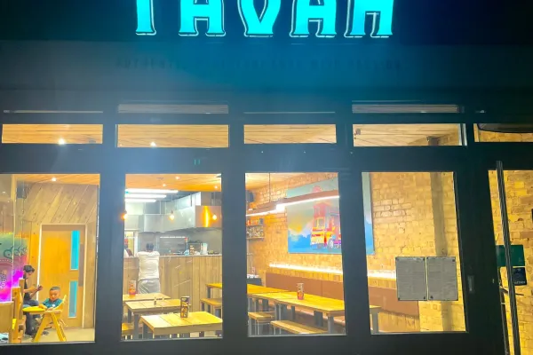 Tavah halal restaurant in St Albans