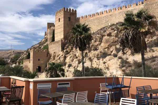 Tetería Almedina Baraka halal restaurant in Almería