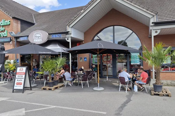 Tuning Burger halal restaurant in Andenne