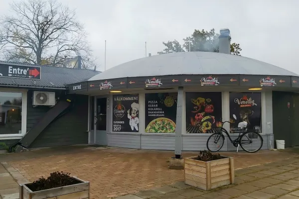 Venedig Kolgrill halal restaurant in Borlänge